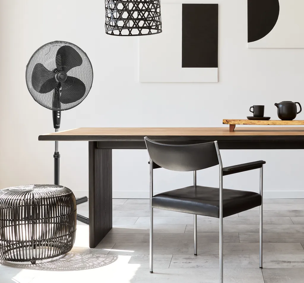 Bestron Standventilator Mit Drei Geschwindigkeitsstufen, Ventilator Mit 75° Oszillation-Funktion & Höhenverstellbar Bis 122 Cm, Ø 45 Cm, 45 W, ASV45Z, Farbe: Schwarz 1 Bestron Standventilator Mit Drei Geschwindigkeitsstufen, Ventilator Mit 75° Oszillation-Funktion & Höhenverstellbar Bis 122 Cm, Ø 45 Cm, 45 W, ASV45Z, Farbe: Schwarz