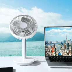 AREBOS USB-Tischventilator Mit Timer, Wiederaufladbarer 2500 MAh – Akku, 45° Neigbar, Ventilator Mit 3 Geschwindigkeitsstufen, Inkl. USB-Kabel 23 AREBOS USB-Tischventilator Mit Timer, Wiederaufladbarer 2500 MAh – Akku, 45° Neigbar, Ventilator Mit 3 Geschwindigkeitsstufen, Inkl. USB-Kabel -Unold Store 98b4ba4a53f8cfecd294c318058dad10